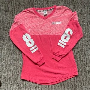 Victoria's Secret PINK long sleeved light weight v-neck pullover sweatshirt; S